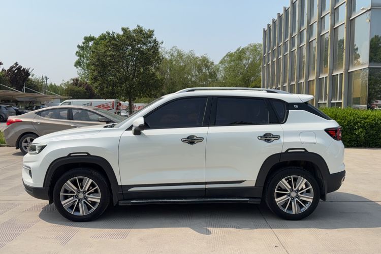 Used CHANGAN CS35PLUS 2019 1.6L Manual Chuanlian Edition Exterior 1