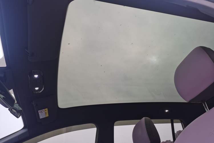 Used AION Y 2022 70 Tech Edition Lithium Iron Phosphate