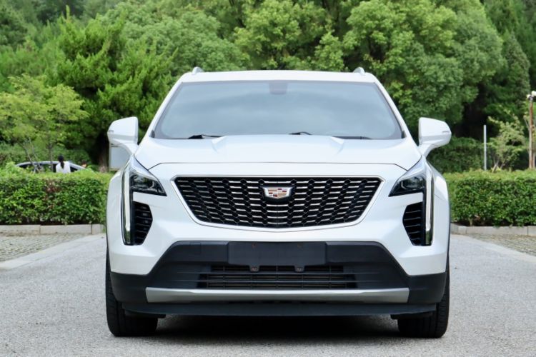 Used Cadillac XT4 2018 28T Two-Wheel Drive Leading Version