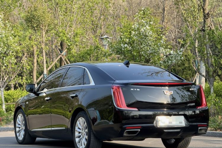 Used Cadillac XTS 2018 28T Tech Edition Exterior 4