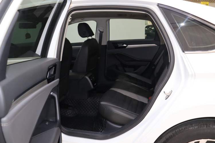 Used Volkswagen Sagitar 2021 280TSI DSG Excellence Edition Interior 3