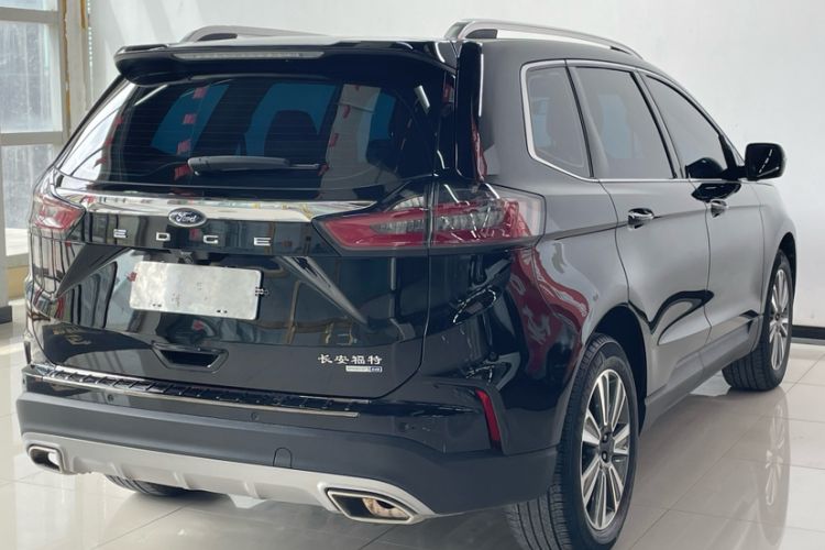 Used Ford Edge 2021 PLUS EcoBoost 245 Two-Wheel-Drive Platinum Edition 5 Seats

