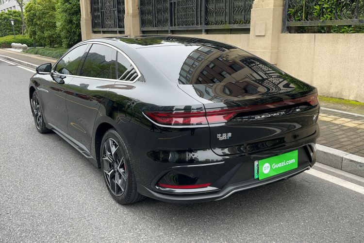 Used BYD Han 2024 DM-i Glory Edition 200KM Flagship Model Exterior 1