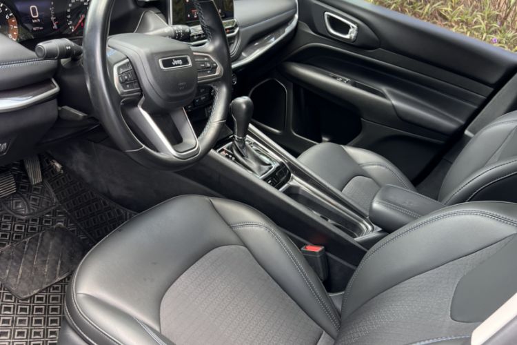 Used Jeep Compass 2021 220T Automatic Leading Edition
