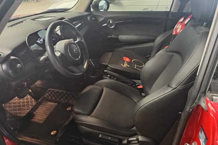 Used MINI 2022 1.5T COOPER Classic Edition
