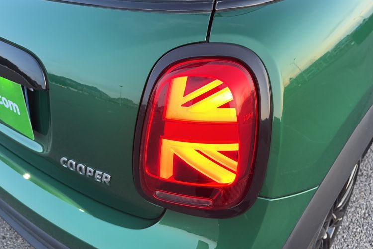 Used MINI MINI 2022 1.5T COOPER Artist