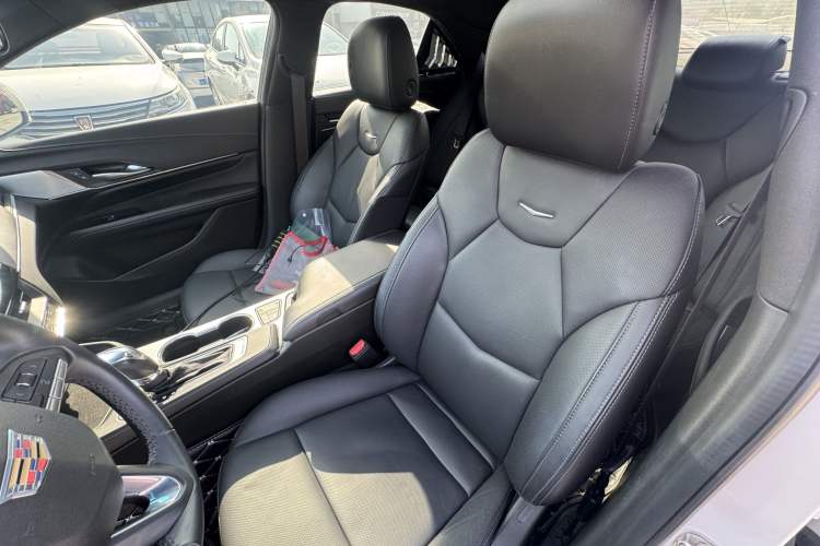 Used Cadillac CT4 2023 28T Luxury Version
