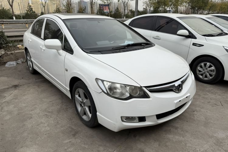Used CIIMO CIIMO 2012 1.8L Automatic