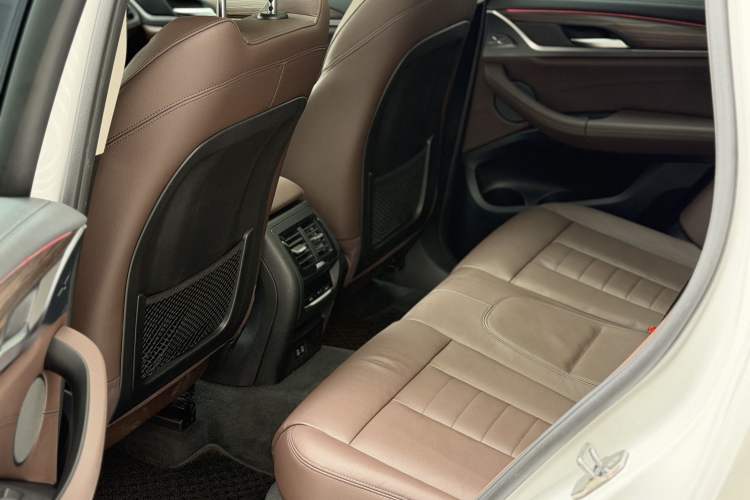 Used BMW X3 2020 xDrive28i Luxury Package Interior 4