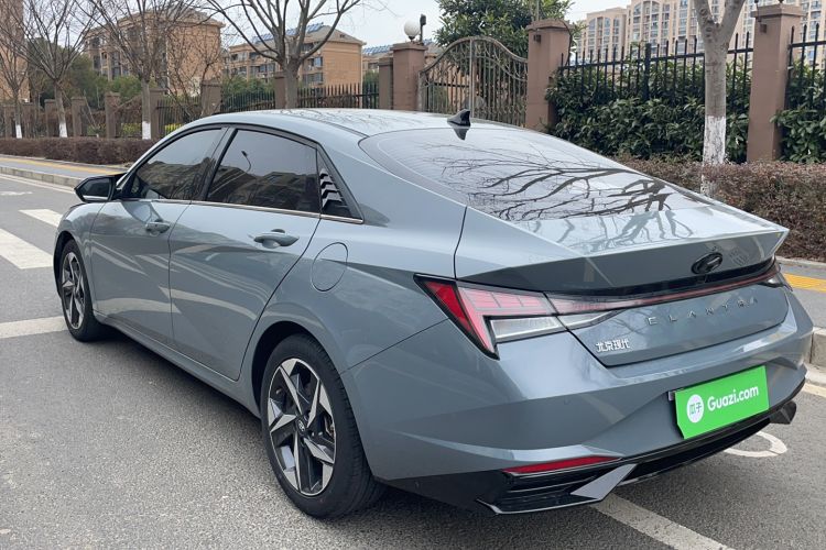 Used Hyundai Elantra 2021 1.5L CVT LUX Prestige Edition