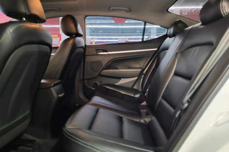 Used Hyundai Elantra (6th Generation / Lingdong) 2016 1.6L Automatic ZhiXuan – Elite Version