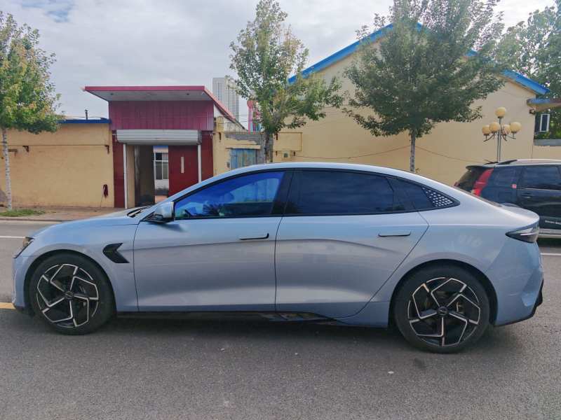 Used BYD Seal 2022 700 km Long-Range Rear-Wheel-Drive Version — 32