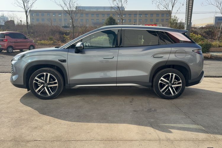 Used BYD Song L DM-i 2025 Intelligent Driving Version 112 km Beyond-Range Type