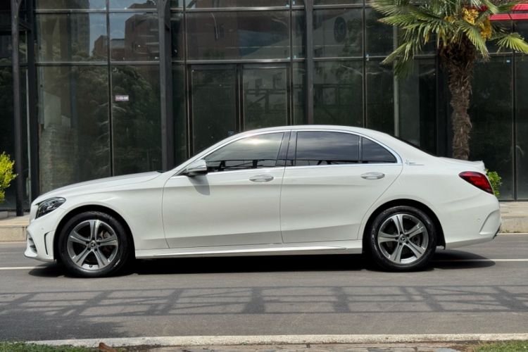 Used Mercedes-Benz C-Class 2019 Restyled C 260 L Sport Edition Exterior 2
