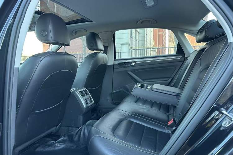 Used Volkswagen Passat 2016 1.8T Government Procurement Version (CEA Engine + 6AT)
