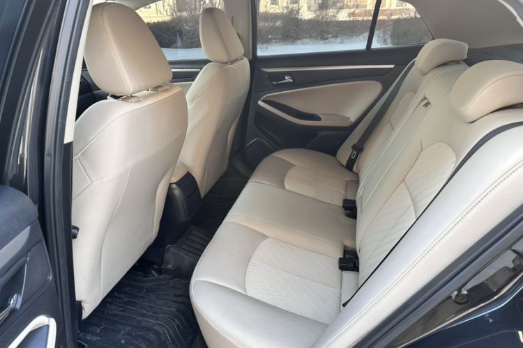 Used Bestune B70 2016 2.0L automatic Comfort trim level
