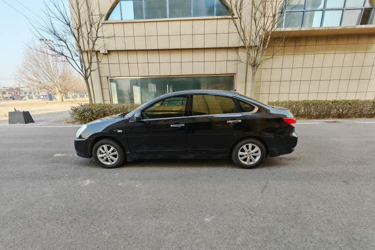 Used Nissan Sylphy 2016 Classic 1.6XE Manual Leading Edition Exterior 2