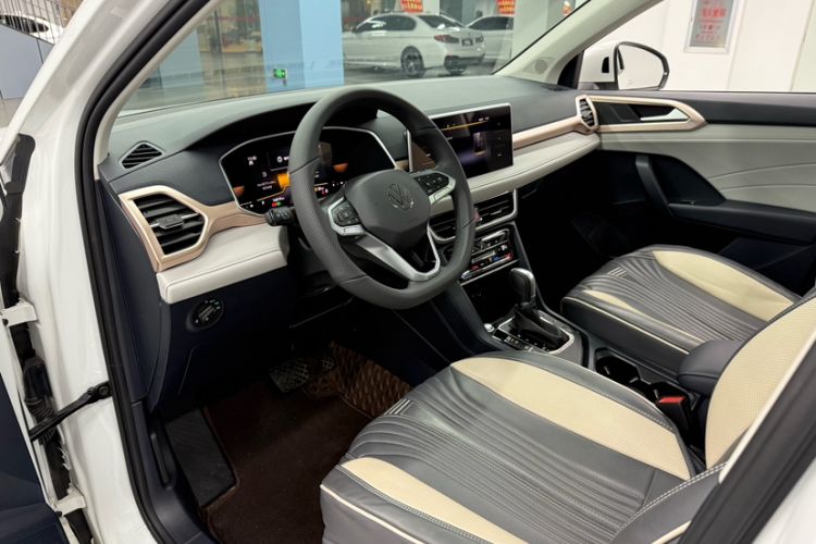 Used Volkswagen Tharu 2024 300TSI Two-Wheel-Drive Moonlight Edition Left Front Seat