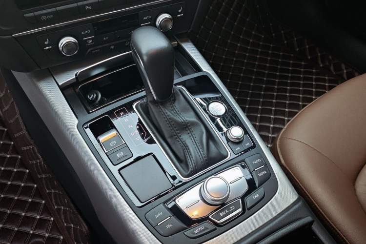 Used Audi A6L 2018 30th Anniversary Edition 35 TFSI Sport Edition
