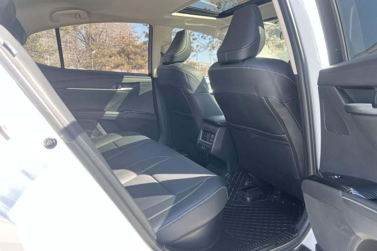 Used Toyota Camry 2024 2.0 GVP Luxury Edition Interior 4