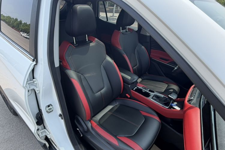 Used SOL X4 2021 1.5T CVT Chief Edition Interior 4