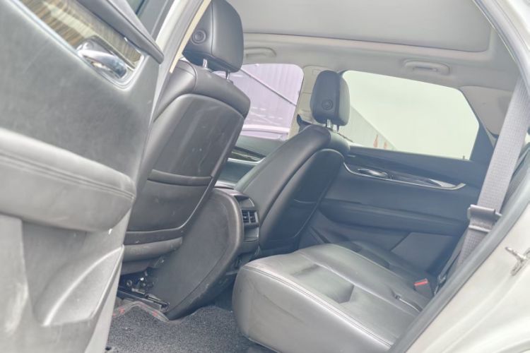 Used Cadillac XT5 2017 Anniversary Edition 25T Luxury Model