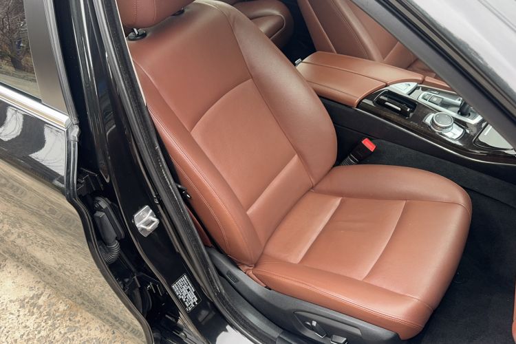 Used BMW 5 Series 2017 528Li Leading Model