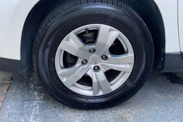 Used Peugeot 2008 2015 1.6L Automatic Playcool Edition