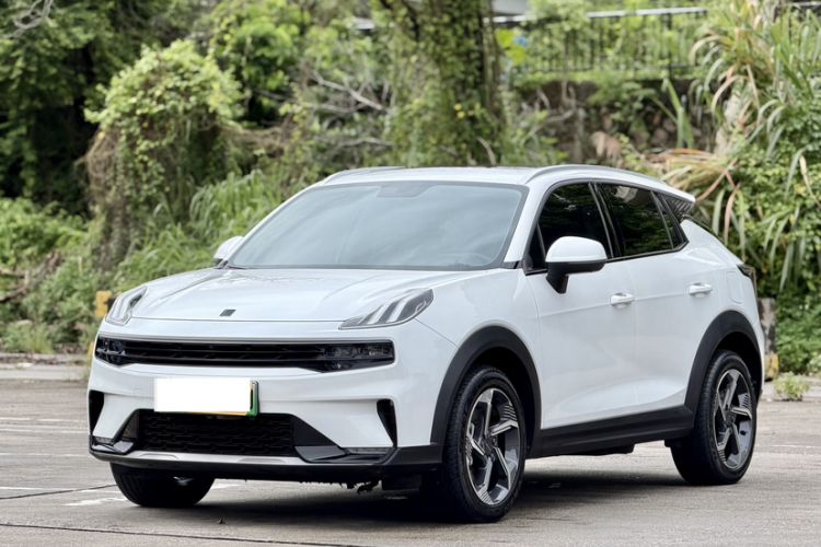 Used Lynk & Co 06 EM-P 2022 PHEV 84 km Range Pro Version