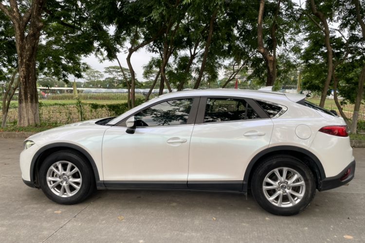 Used Mazda CX-4 2018 2.0L Automatic Two-Wheel Drive Blue Sky Dynamic Version China VI Standard Exterior 6