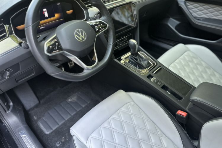 Used Volkswagen Magotan 2023 2 Million Units Limited Edition 330TSI DSG Leading Version Steering Wheel