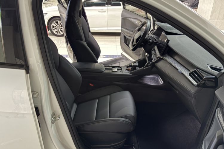 Used Lynk & Co 06 2023 Remix 1.5T JinPro Right Front Seat