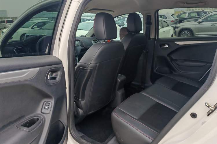 Used Citroen C3-XR 2015 1.6THP Automatic Pioneer Model Exterior 8