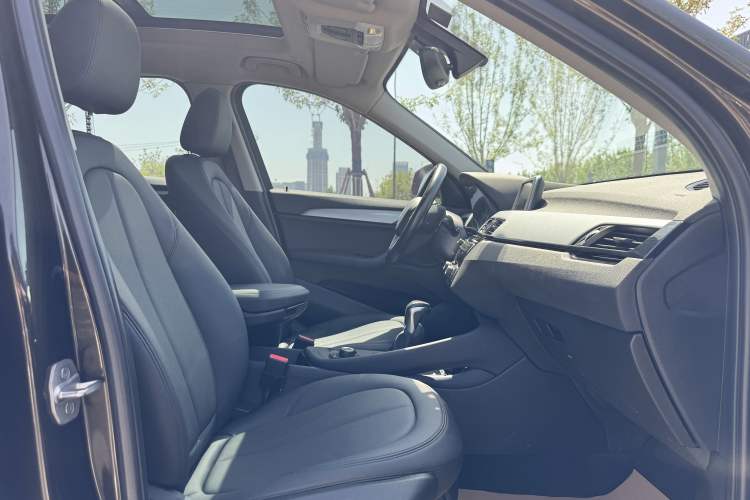 Used BMW X1 2016 sDrive18Li Fashion Model