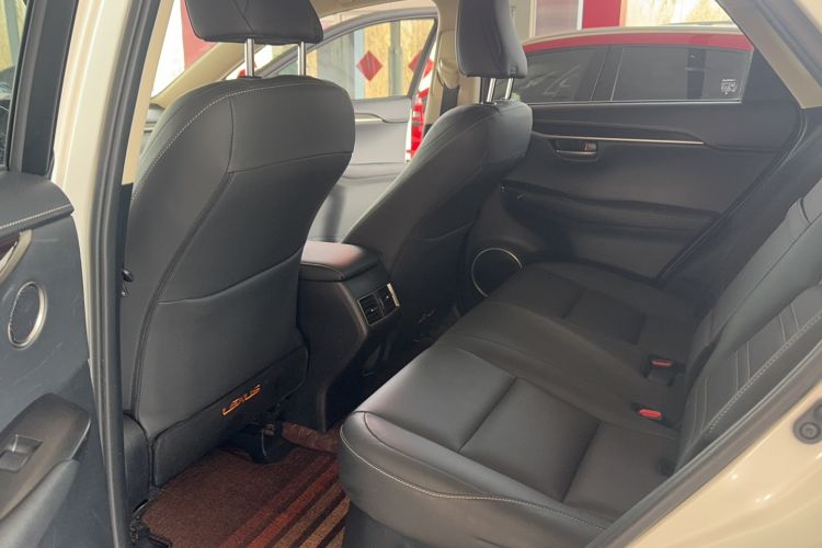 Used Lexus NX 2015 300h All-Wheel-Drive Fēngzhì Edition
