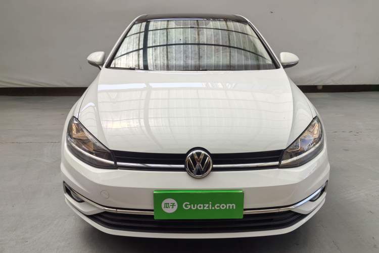 Used Volkswagen Golf 2018 230TSI Automatic Comfort Model Exterior 3