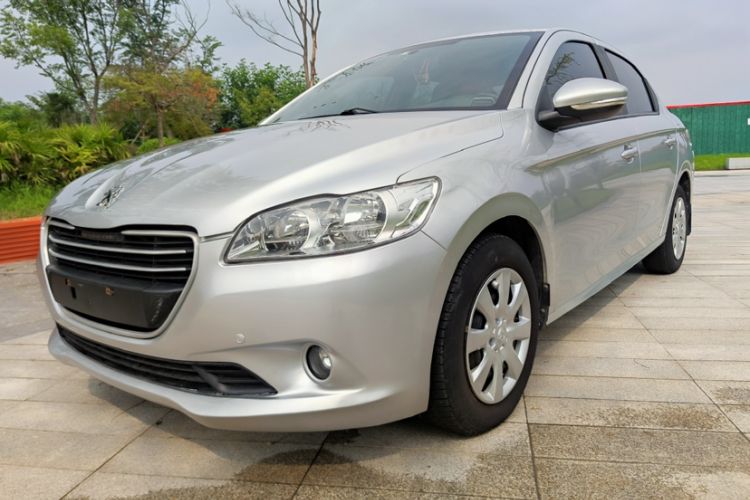 Used Peugeot 301 2014 1.6L Manual Comfort Edition