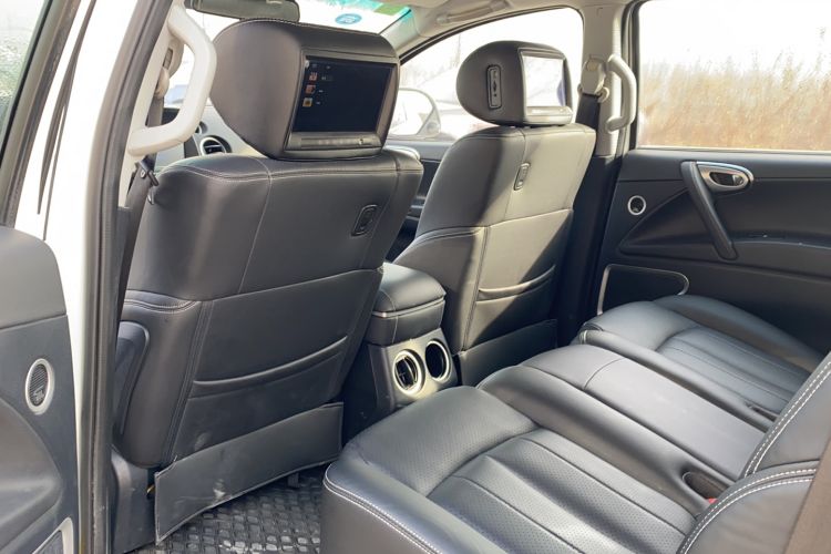 Used Luxgen Great 7 SUV 2014 2.2T Two-Wheel-Drive Smart Version
