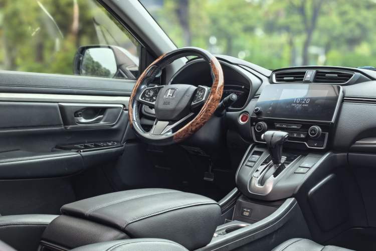 Used Honda Breeze 2020 240TURBO CVT Four-Wheel Drive Premium Edition Interior 3