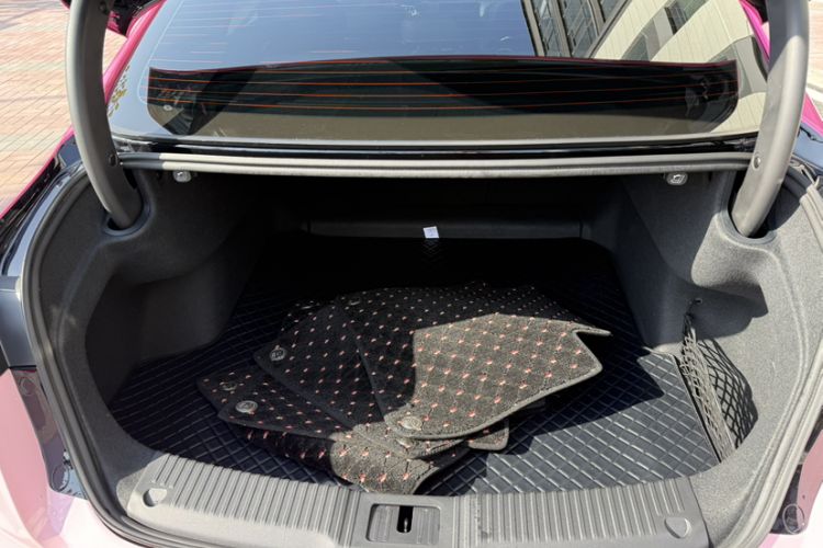 Used Hongqi H5 2024 1.5T DCT Smart Connect Flagship Edition
