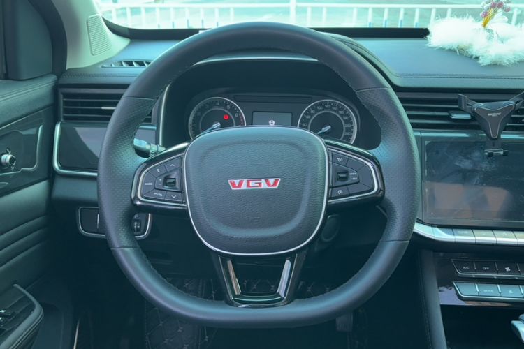 Used Sinotruk VGV U70 2020 1.5T Automatic Smart Enjoyment Elite Version 7 Seats
