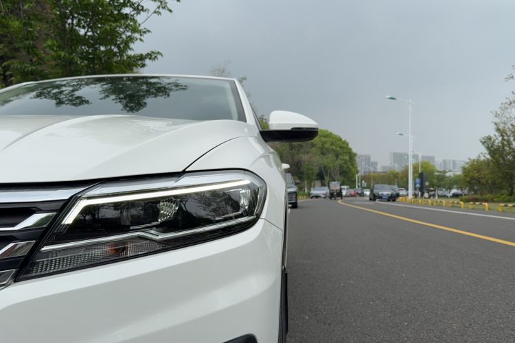 Used Volkswagen Lavida 2021 1.5L Automatic Comfort Edition Left Front Headlight