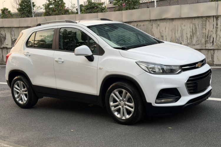 Used Chevrolet Trax 2017 1.4T Automatic Two-Wheel Drive Comfort Version Exterior 7
