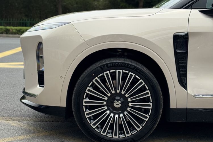 Used Nio ES8 2026 Model 6-seat Executive Luxury Edition Exterior 1