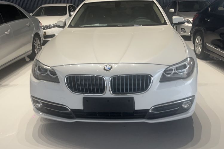 Used BMW 5 Series 2014 525Li Luxury Design Package