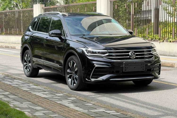 Used Volkswagen Tiguan L 2024 Outstanding Model 330TSI Automatic Two-Wheel Drive R-Line Dragon Glory Edition Exterior 1
