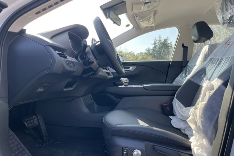 Used Hongqi E-QM5 2024 500km Range Edition
