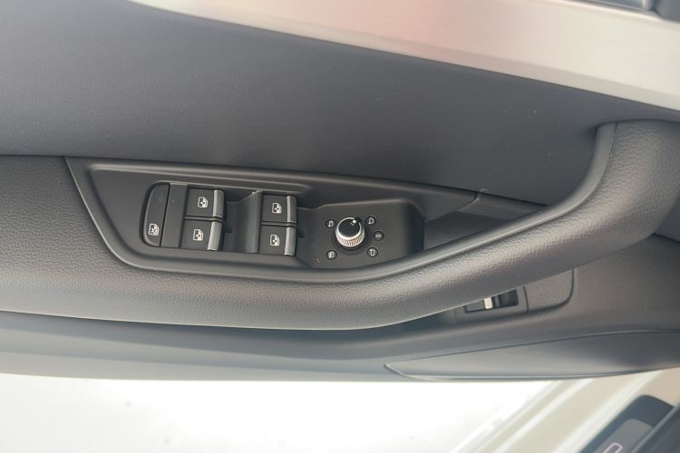 Used Audi A4L 2020 40 TFSI Luxury Dynamic Model