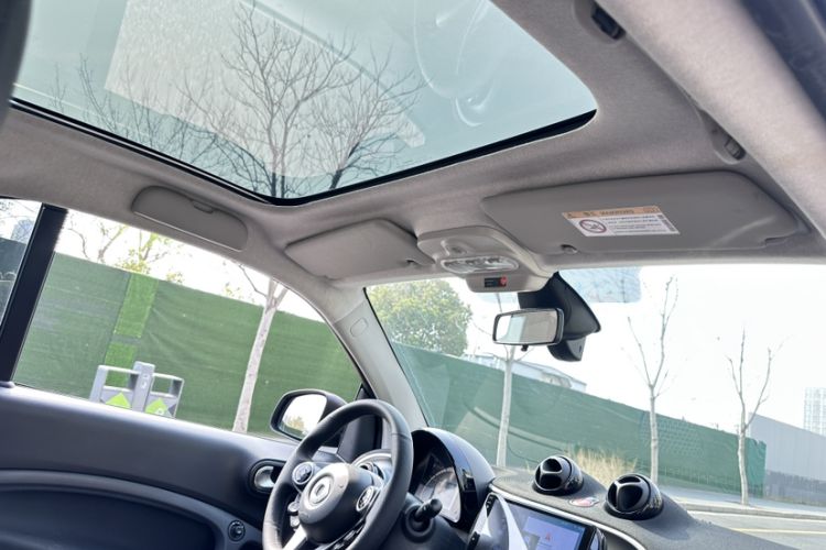 Used smart fortwo 2015 1.0L 52 kW Hardtop Passion Edition
