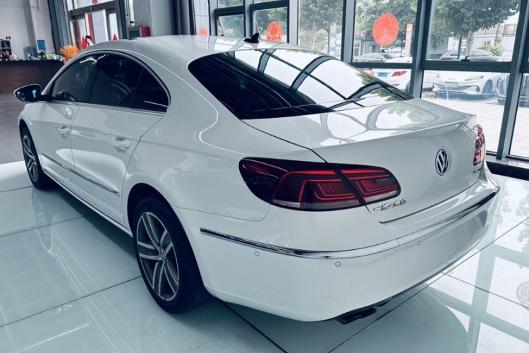 Used Volkswagen FAW-Volkswagen CC 2015 2.0 TSI Luxury Model
